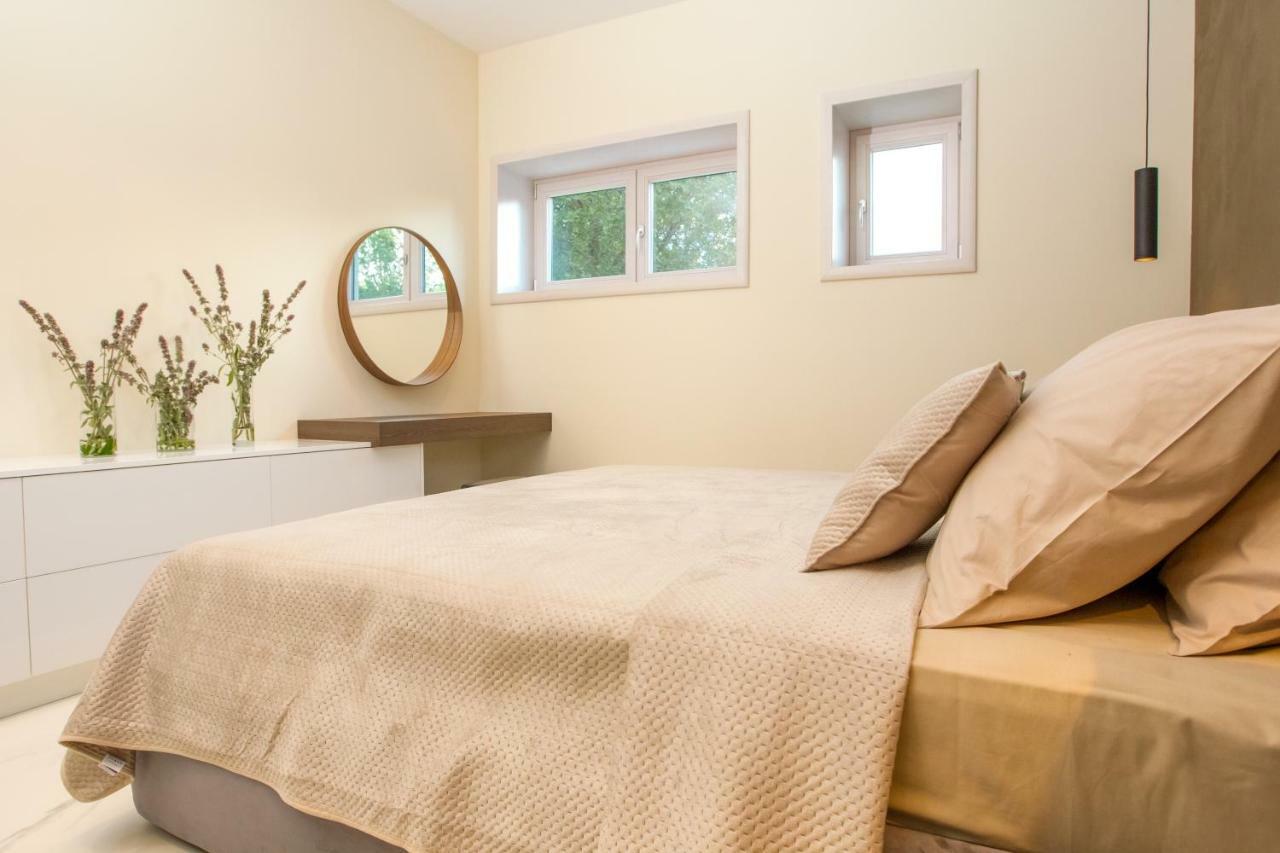 Apartmani Paklenica Noa Starigrad Paklenica Dış mekan fotoğraf